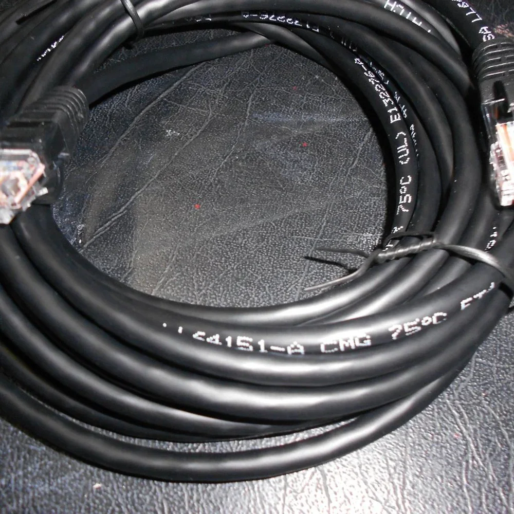 6 C2G 20' Cat5E Snagless Black patch cable